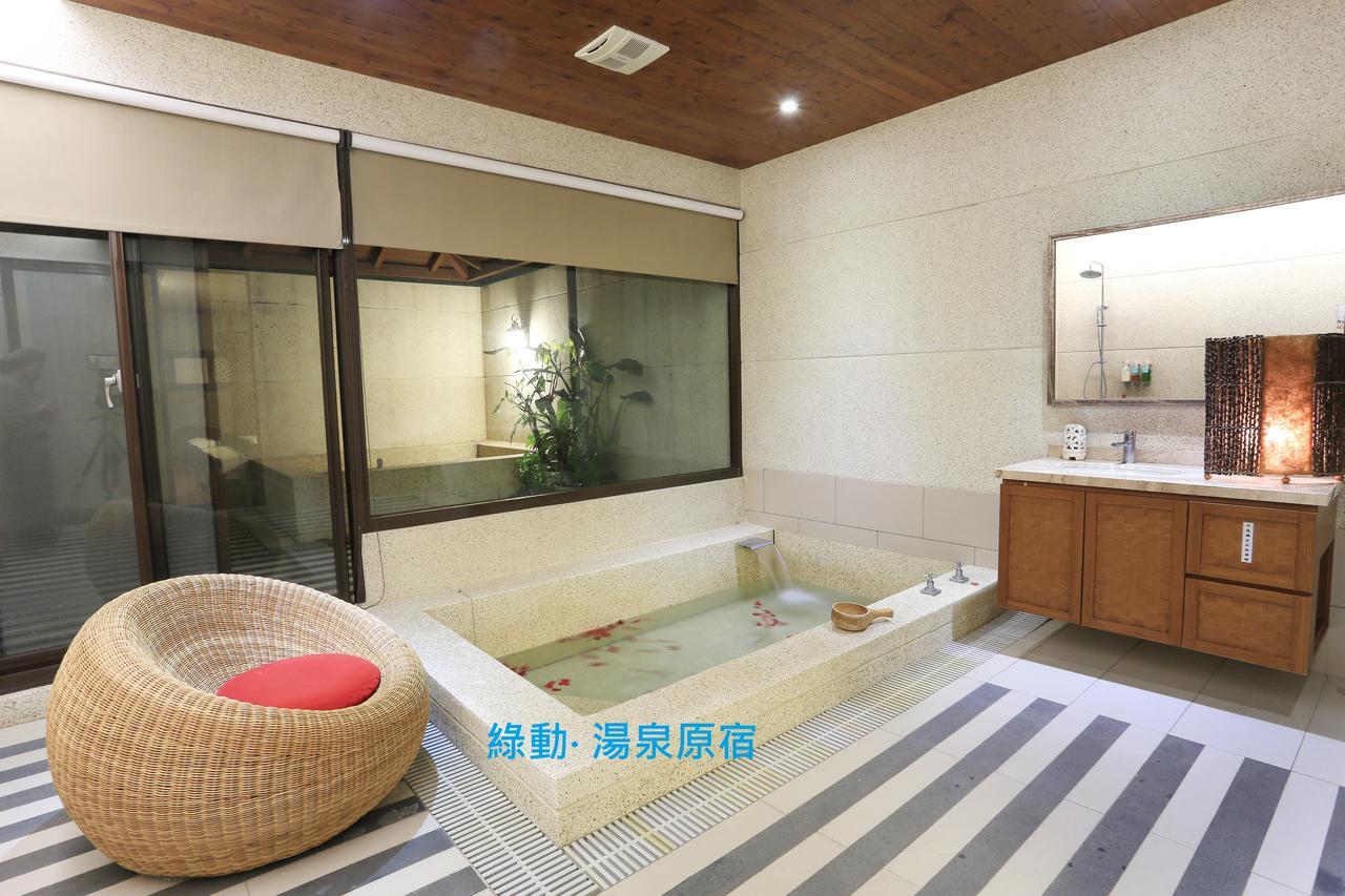 Green Life Spa Hot Spring Hotel Джиаоси Екстериор снимка